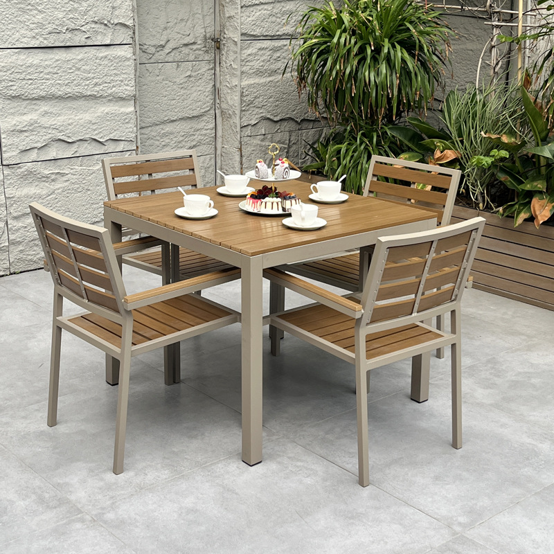 Vita all'aperto in aumento - Lenatees lancia la nuova collezione di divani Rope per un'esperienza all'aperto raffinata Vita all'aperto in aumento - Lenatees lancia la nuova collezione di divani Rope per un'esperienza all'aperto raffinata