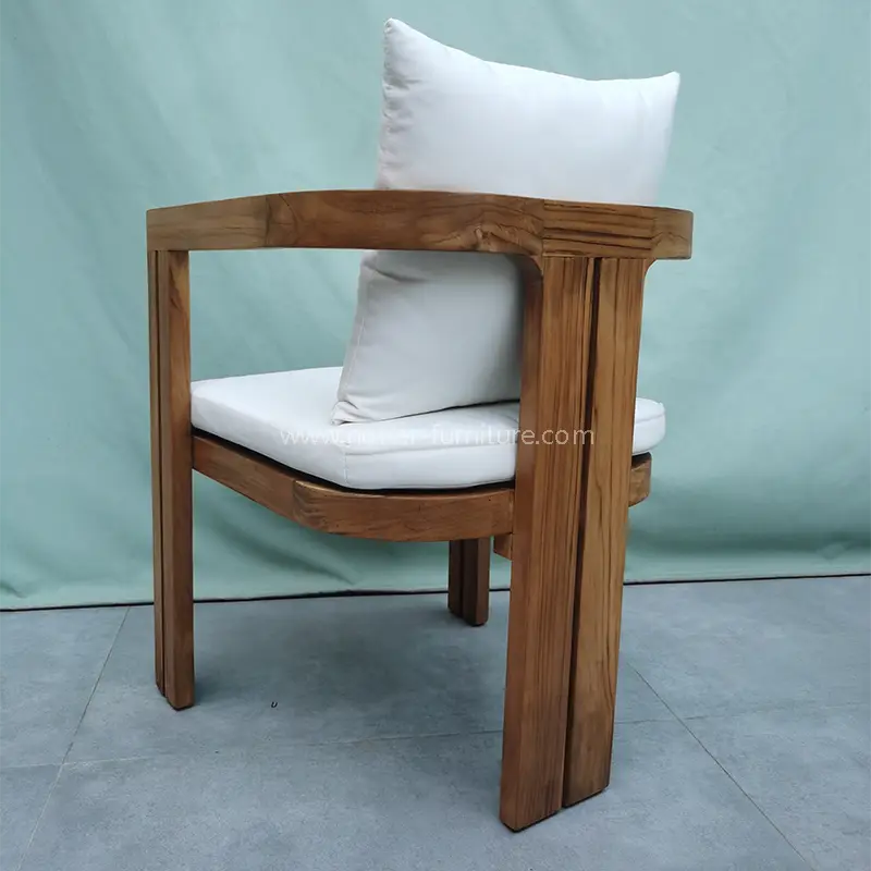 Tavolo da pranzo in legno in teak esterno resistente