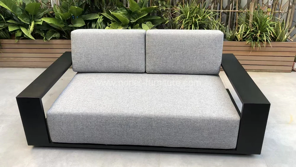 Newest All Black Aluminum Frame Outdoor Sofa