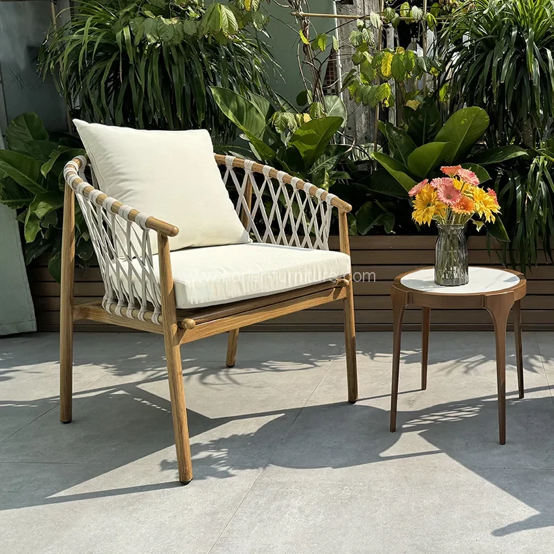 Set da giardino in legno di teak in teak del balcone esterno